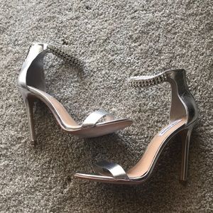 Steve madden heels ankle strap new size 10 us sexy